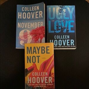 Colleen Hoover Book Set - Blue and Yellow Covers